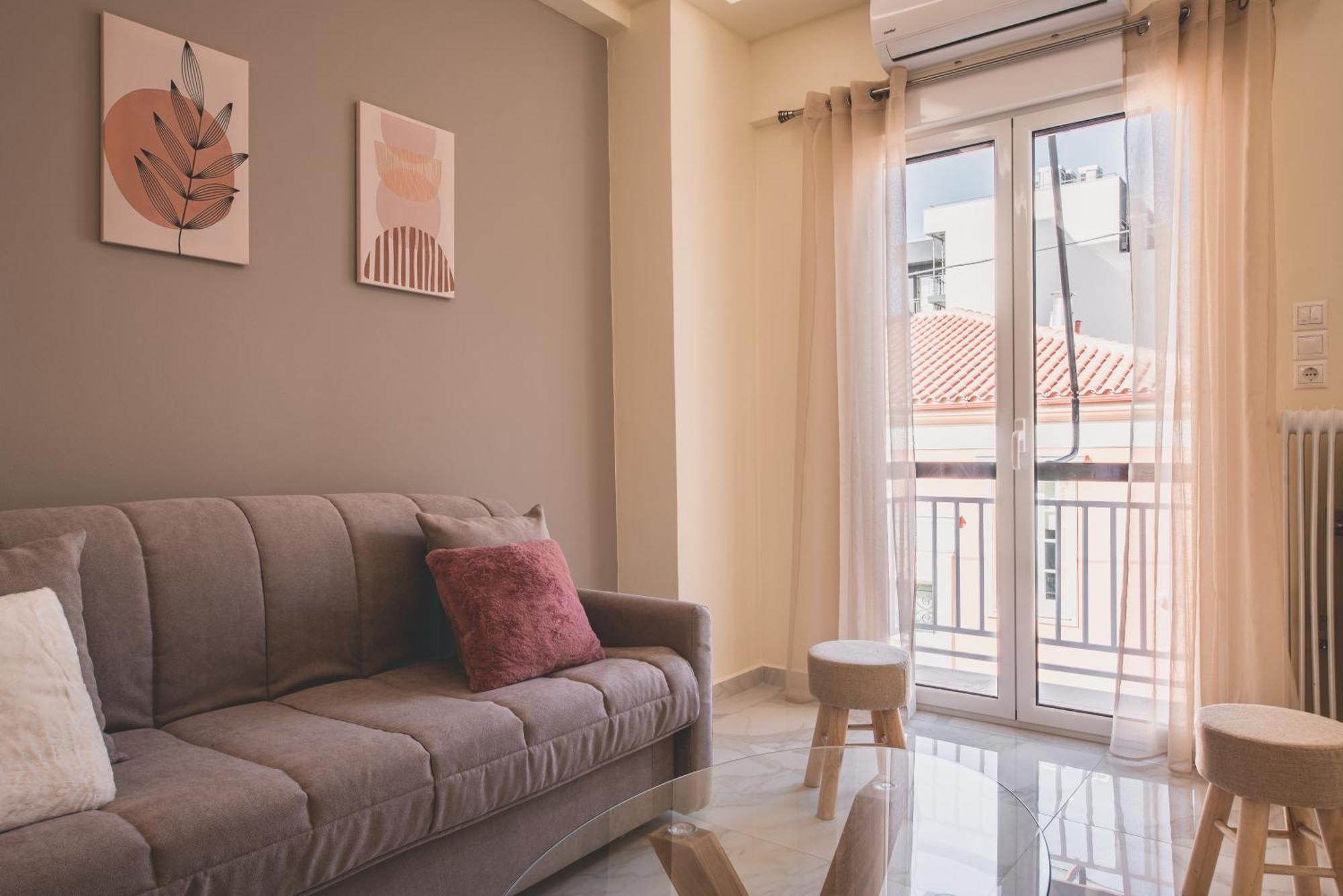 Luxury Flat In Historical Athens-livingstone Opal Apartment Athen
